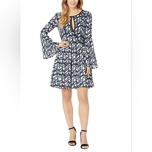 Rock & Roll Cowgirl Bell Sleeve Dress Navy Juniors Size M NWT - Picture 2 of 8